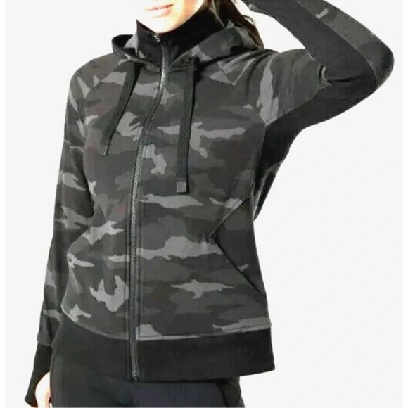 Athleta Black & Gray Camo Triumph Hoodie Zip Up Jacket Size Small Camouflage - Picture 9 of 12